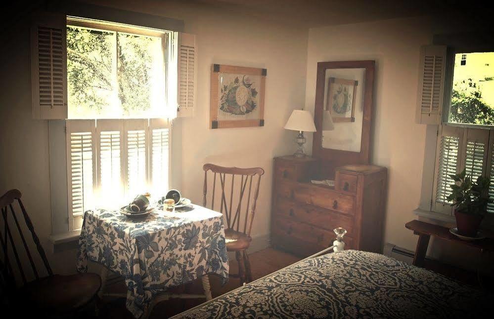 Sea Breeze Inn Ню Шоръм Екстериор снимка